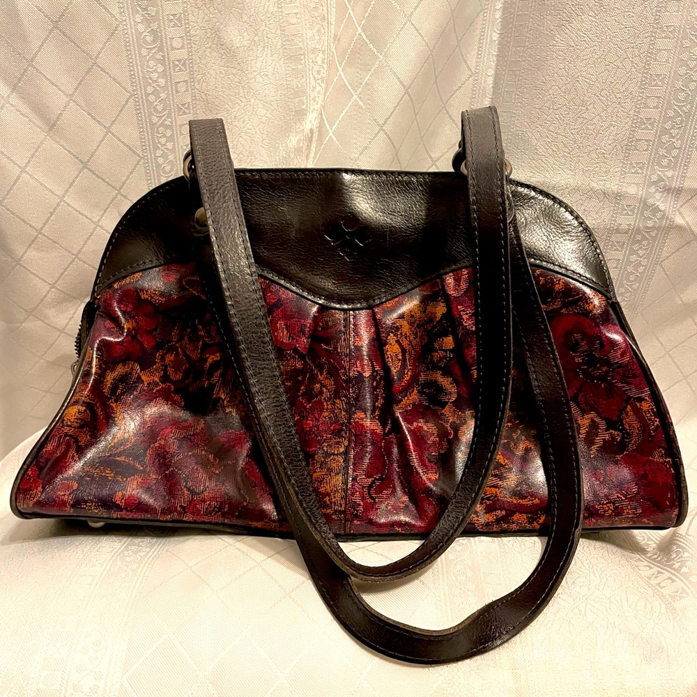 Patricia Nash floral handbag with tan suede interior. Lots of room!